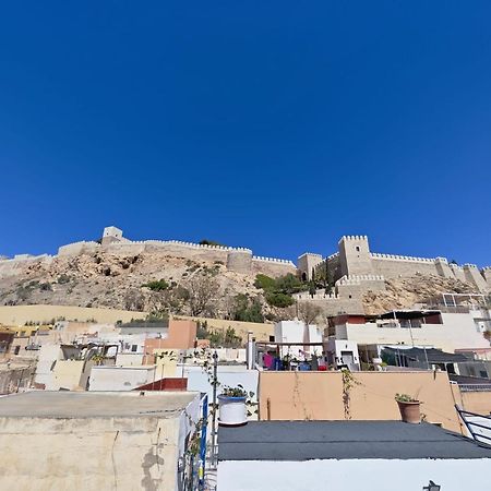 Casita La Paloma Bonita Del Pescador Hasta 5 Personas En El Casco Antiguo La Medina Centro Almeria Bajo Alcazaba Terraza Buena Vista Parking Privado Y Sabanas En Opcion Екстер'єр фото
